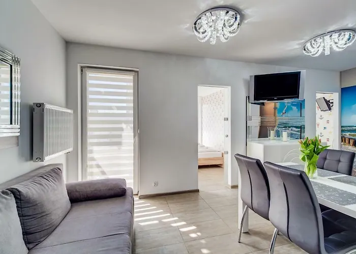 Daire Kopernika, Sun & Snow *